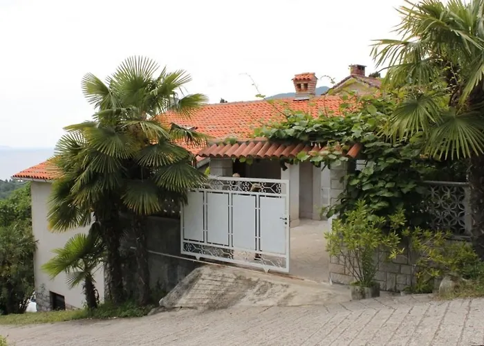 With A Parking Space Icici, Opatija - 7822 Apartman *